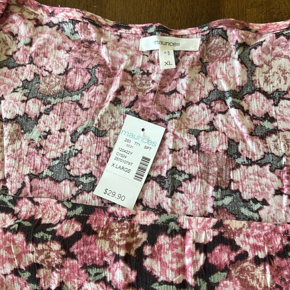 Maurices Spring top - Picture 2 of 8
